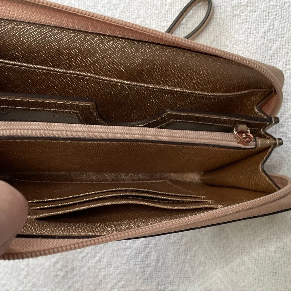 Michael Kors Gold Wristlet Wallet with Rose Gold features- Jet‎ Set